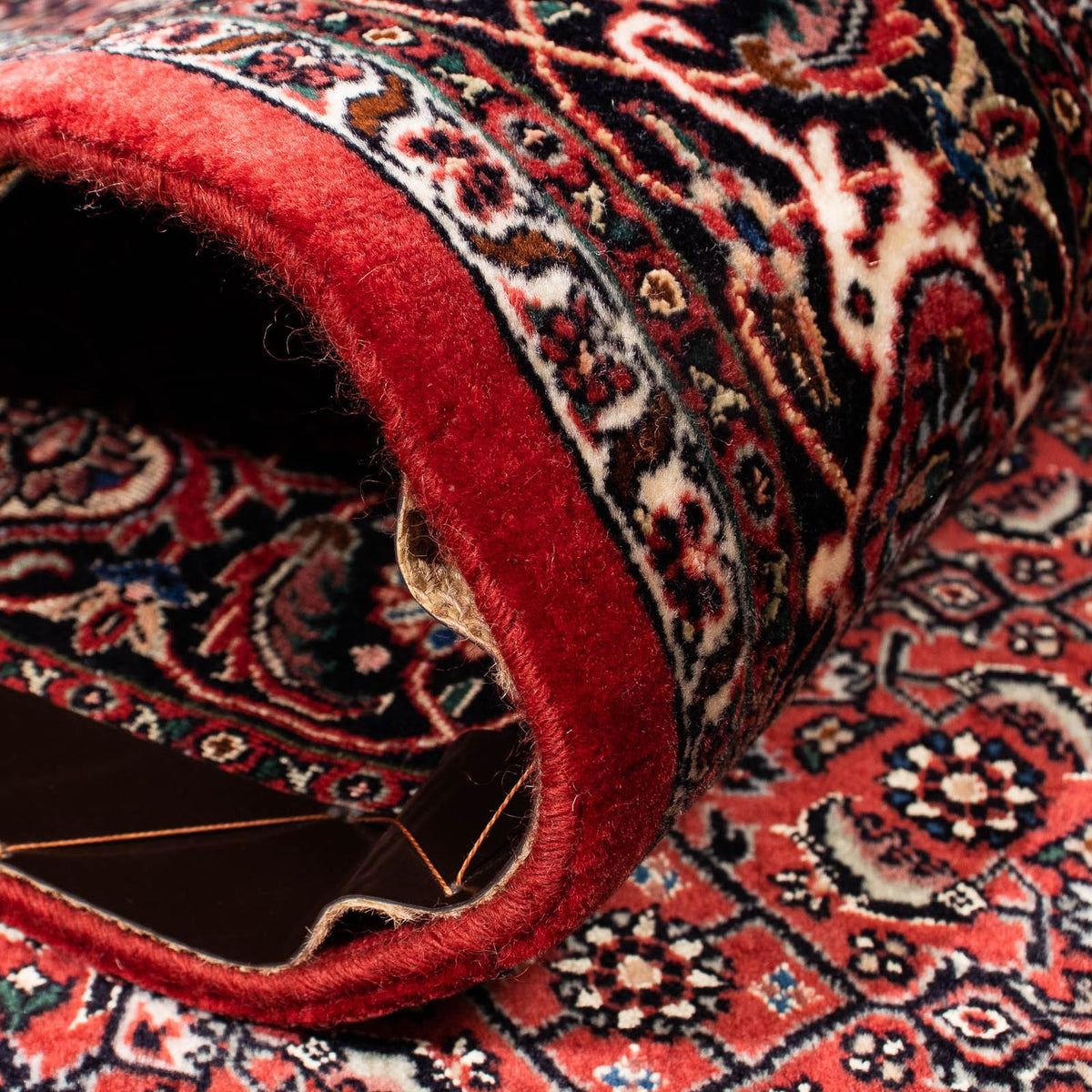 Tapis persan - Bidjar - 240 x 171 cm - rouge foncé