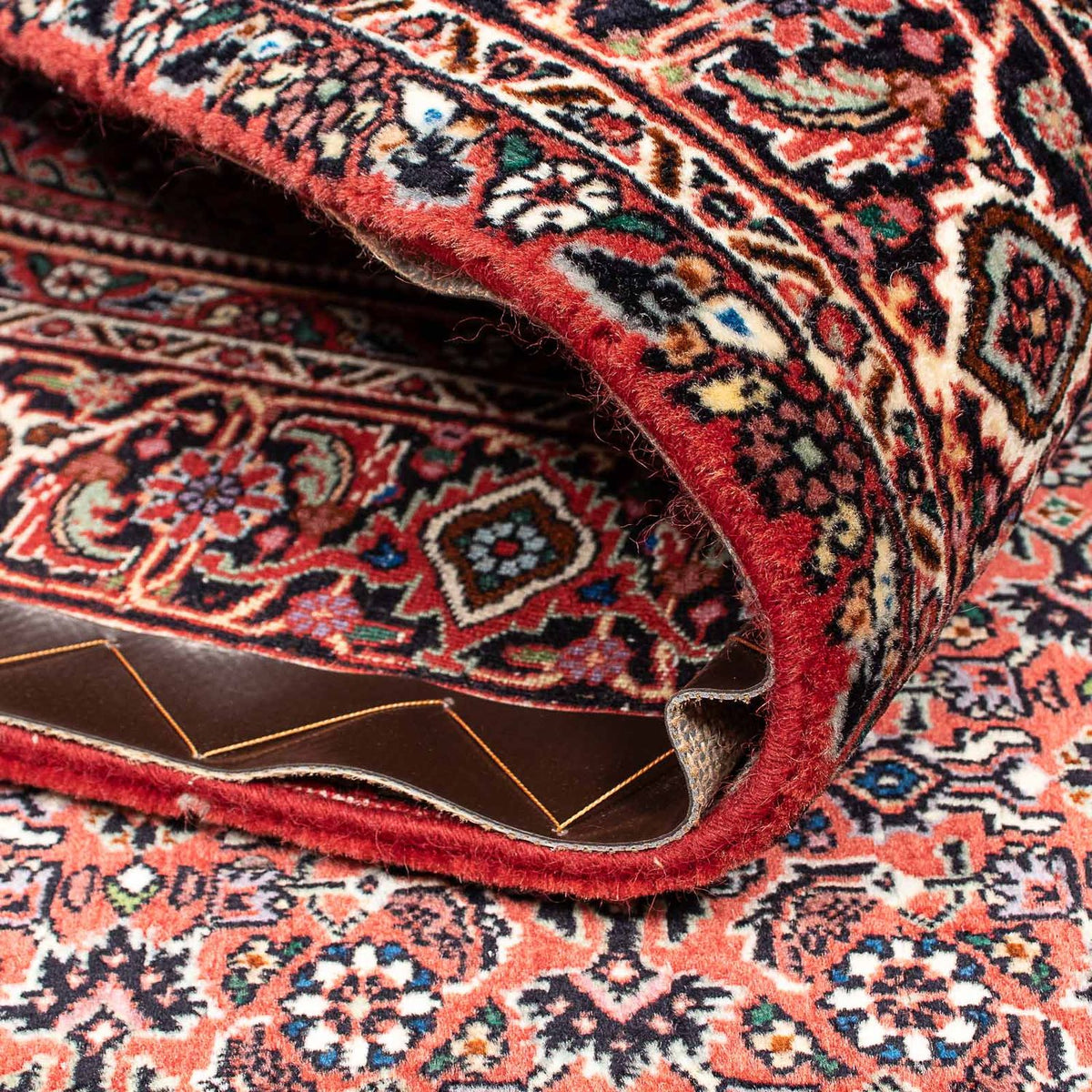 Tapis persan - Bidjar - 213 x 136 cm - rouge clair