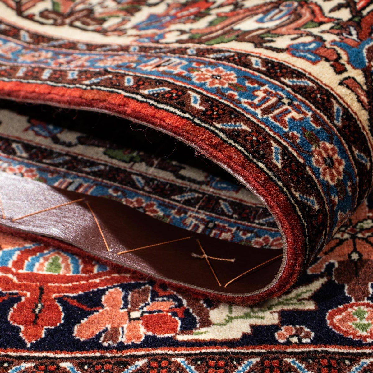 Tapis persan - Ghom - 186 x 141 cm - bleu foncé