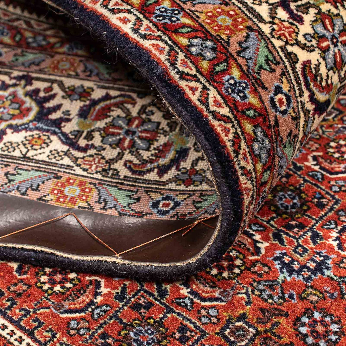 Tapis persan - Bidjar - 205 x 139 cm - rouge foncé