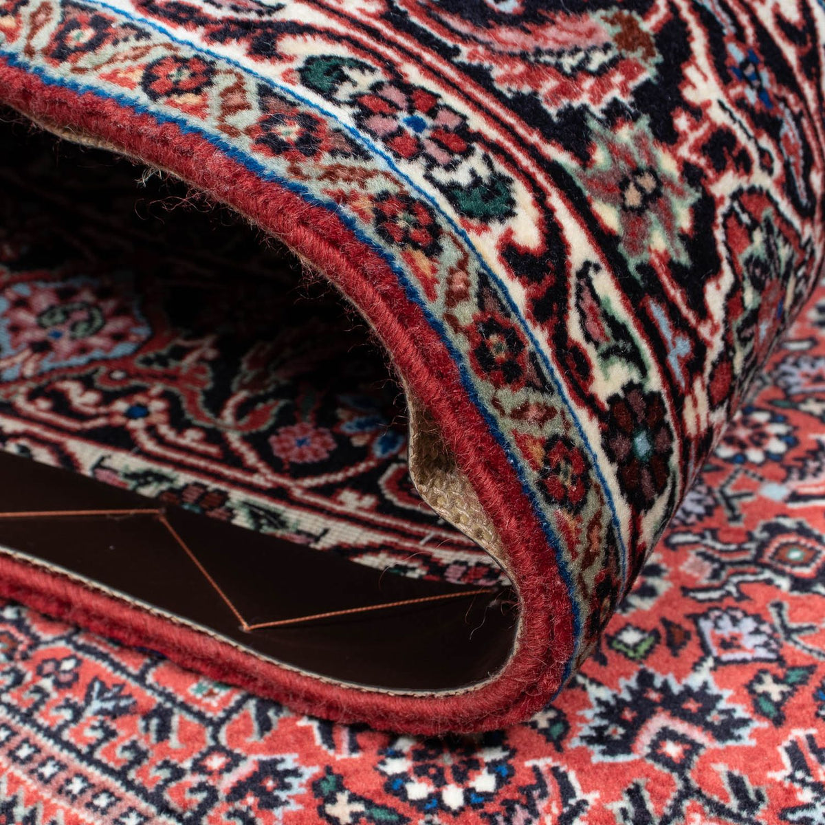 Tapis persan - Bidjar - 214 x 127 cm - rouge clair