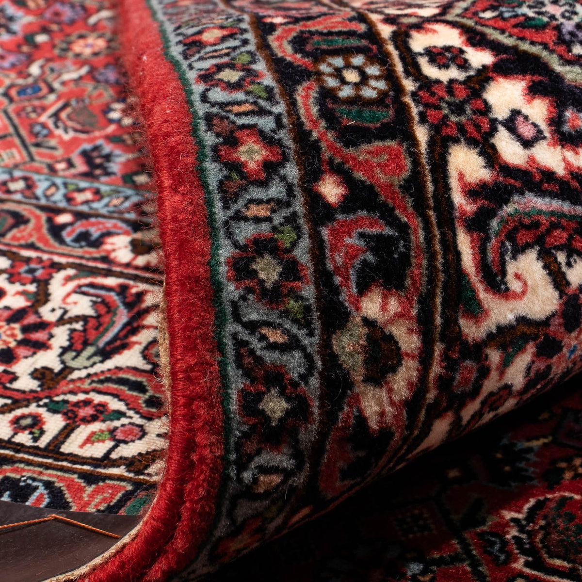 Tapis persan - Bidjar - 243 x 173 cm - rouge foncé