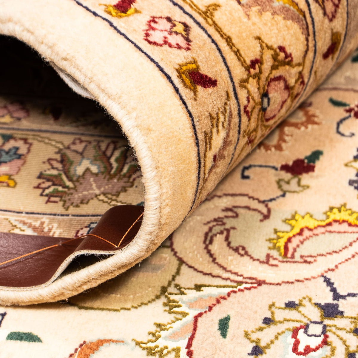 Tapis persan - Tabriz - 377 x 298 cm - marron clair