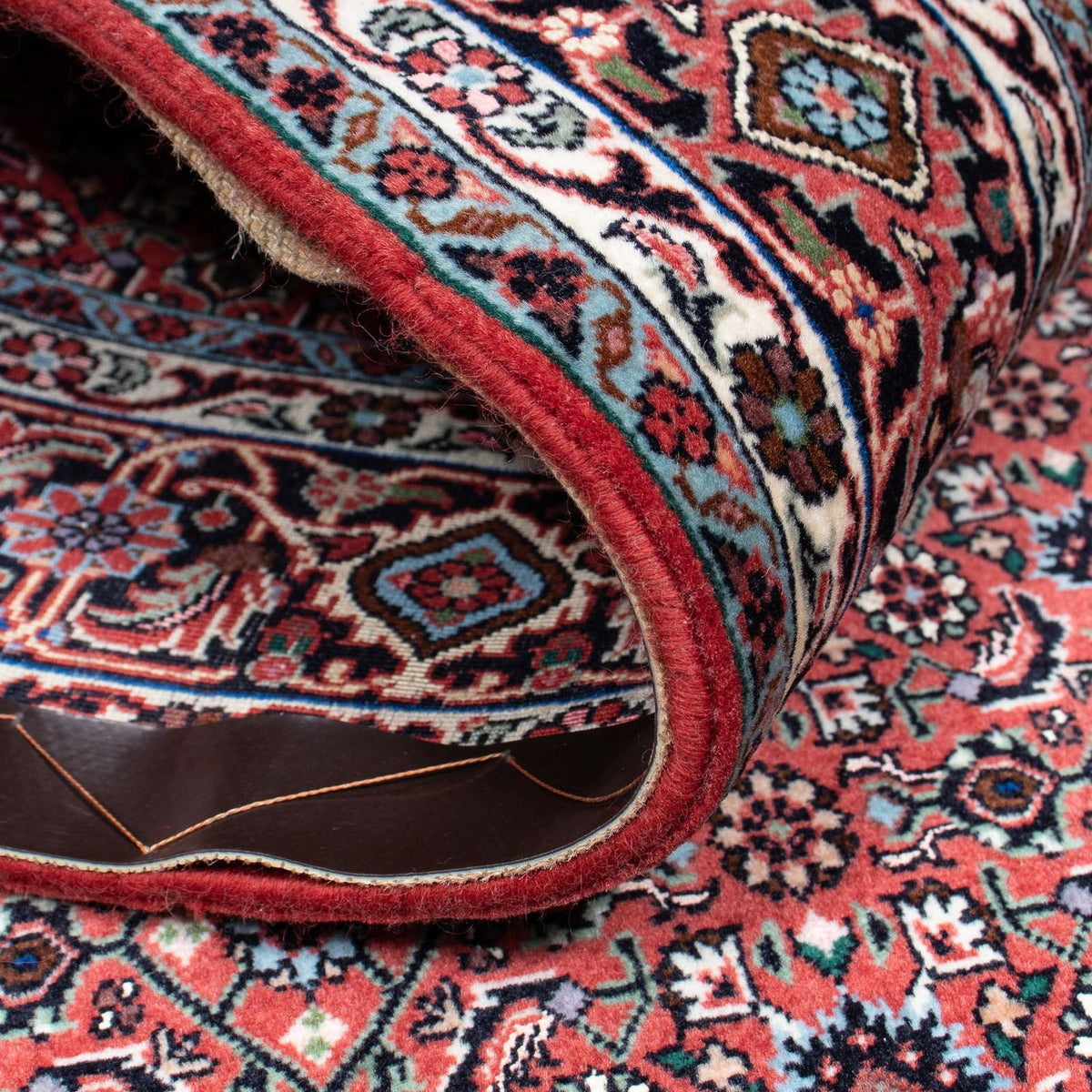 Tapis persan - Bidjar - 213 x 133 cm - rouge clair