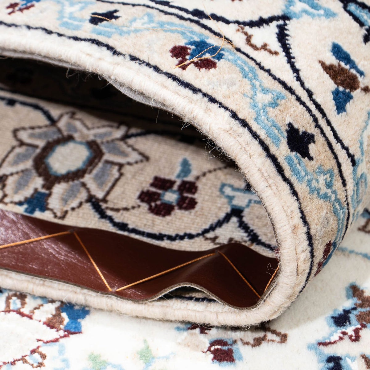 Tapis persan - Nain - Royal - 170 x 112 cm - beige