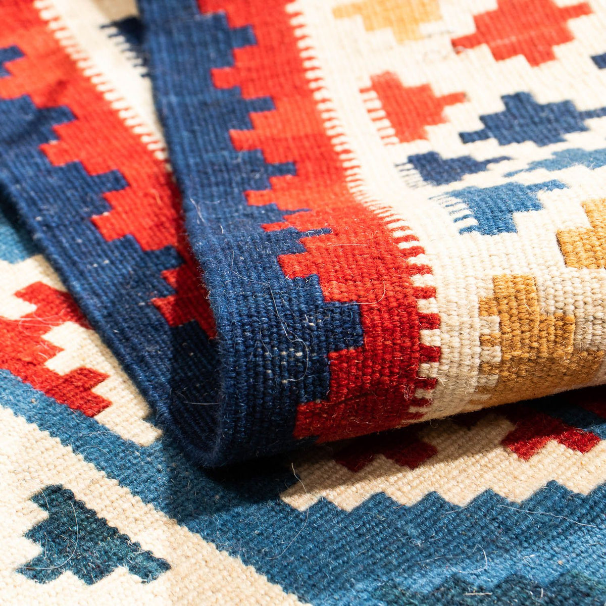 Tapis Kelim - Oriental carré  - 105 x 104 cm - multicolore