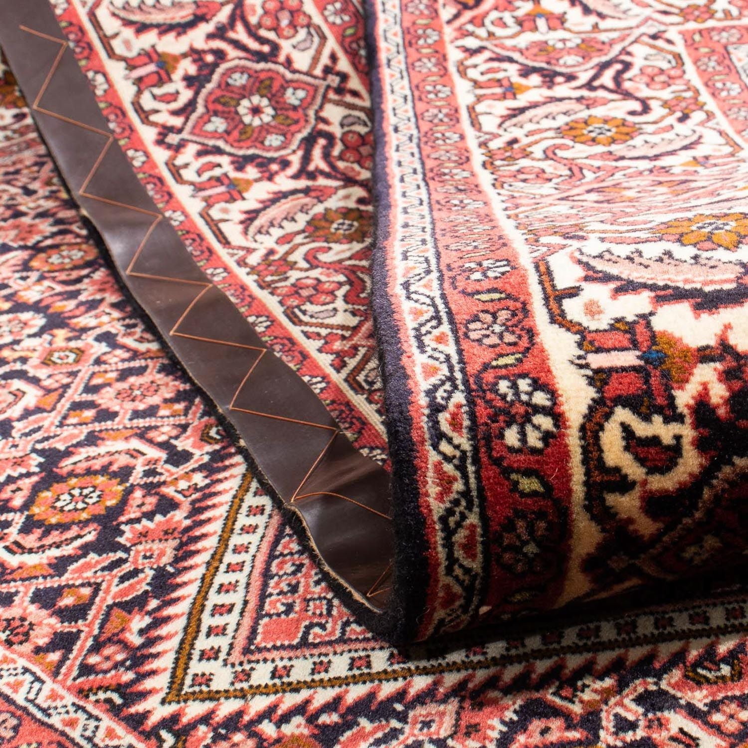 Tapis persan - Bidjar - 243 x 167 cm - rouge foncé