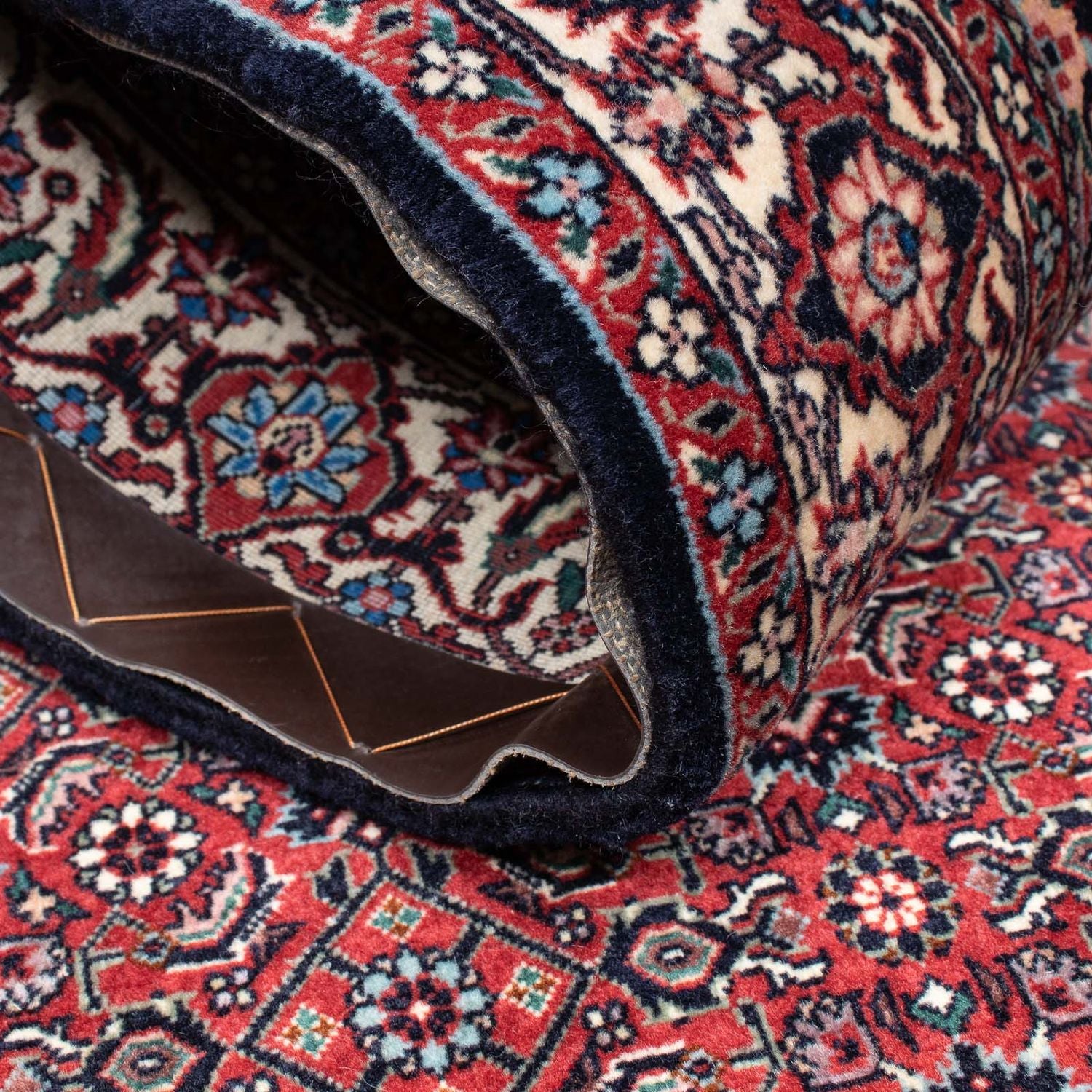 Tapis persan - Bidjar - 194 x 114 cm - rouge foncé