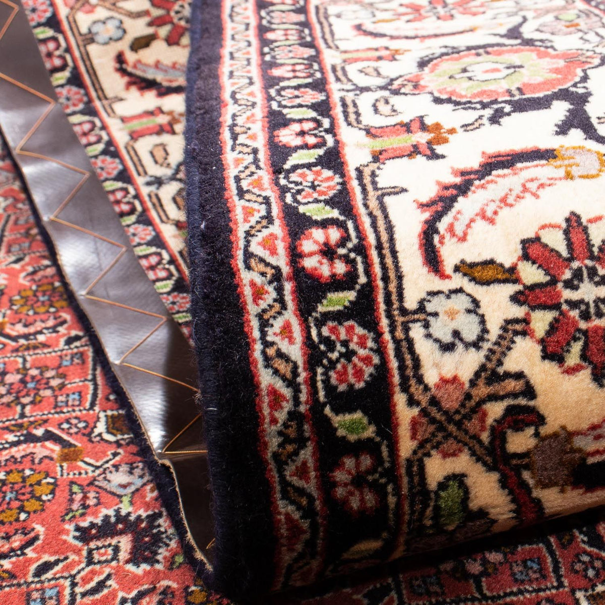 Tapis persan - Bidjar - 245 x 177 cm - rouge foncé