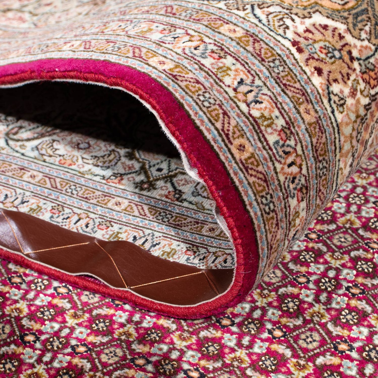 Tapis persan - Tabriz - 308 x 204 cm - rouge foncé