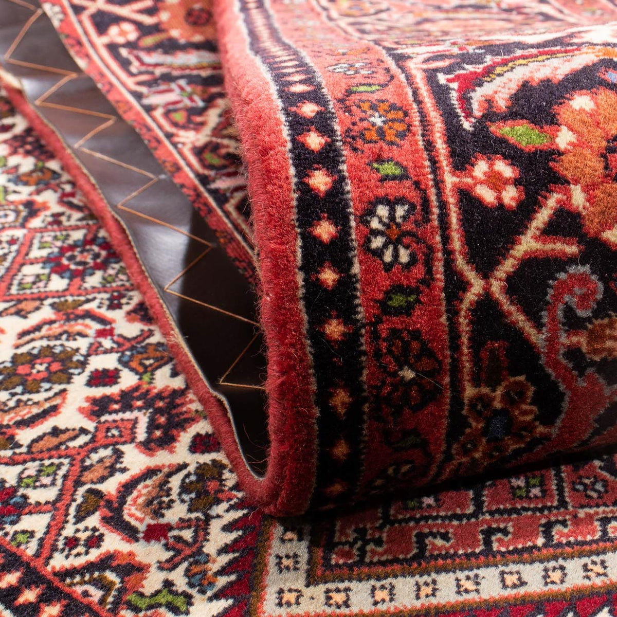 Tapis persan - Bidjar - 243 x 174 cm - rouge clair