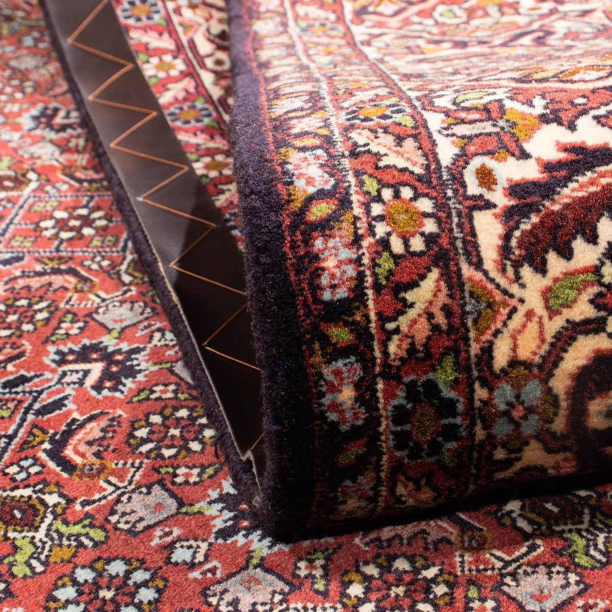 Tapis persan - Bidjar - 251 x 172 cm - rouge clair