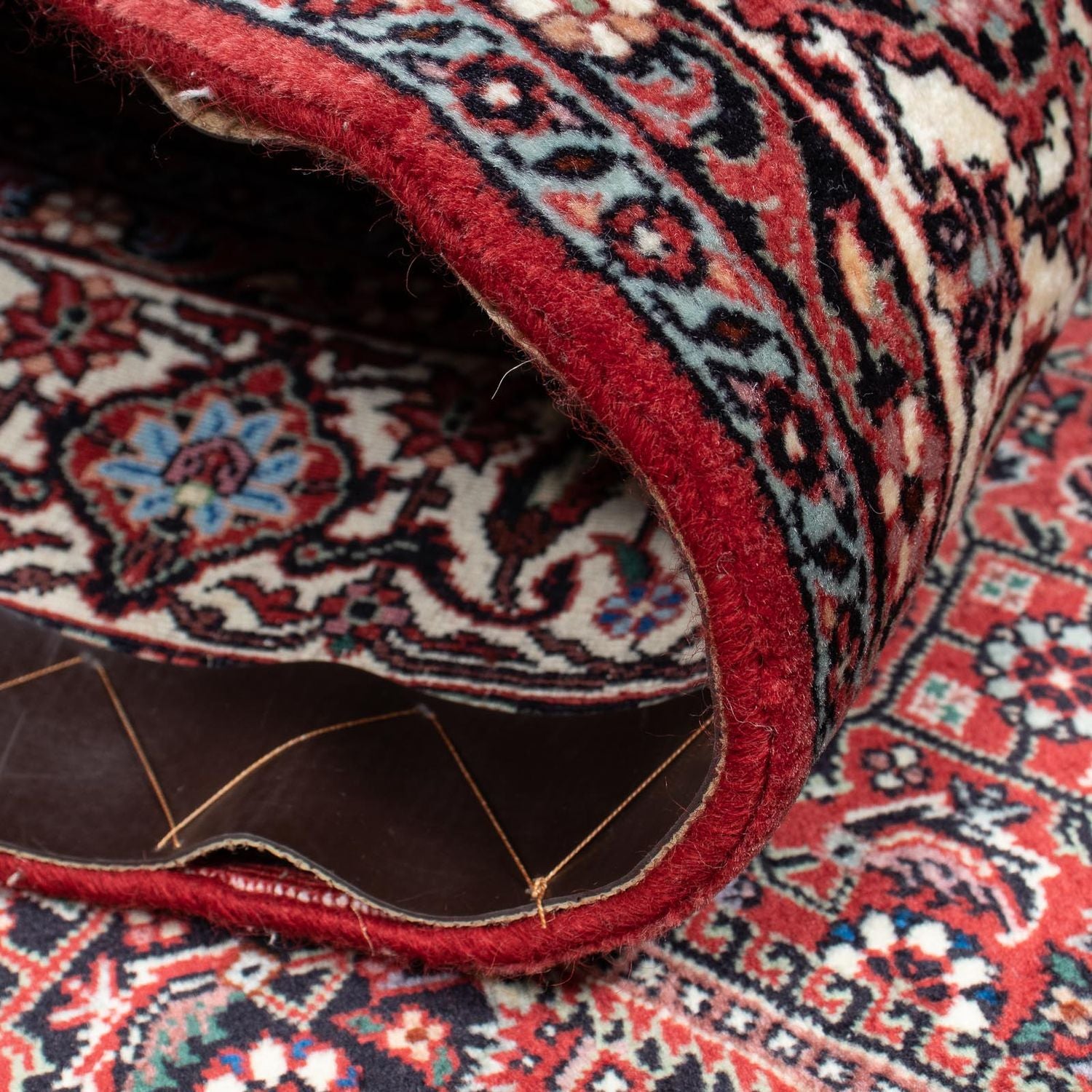 Tapis persan - Bidjar - 205 x 130 cm - rouge clair