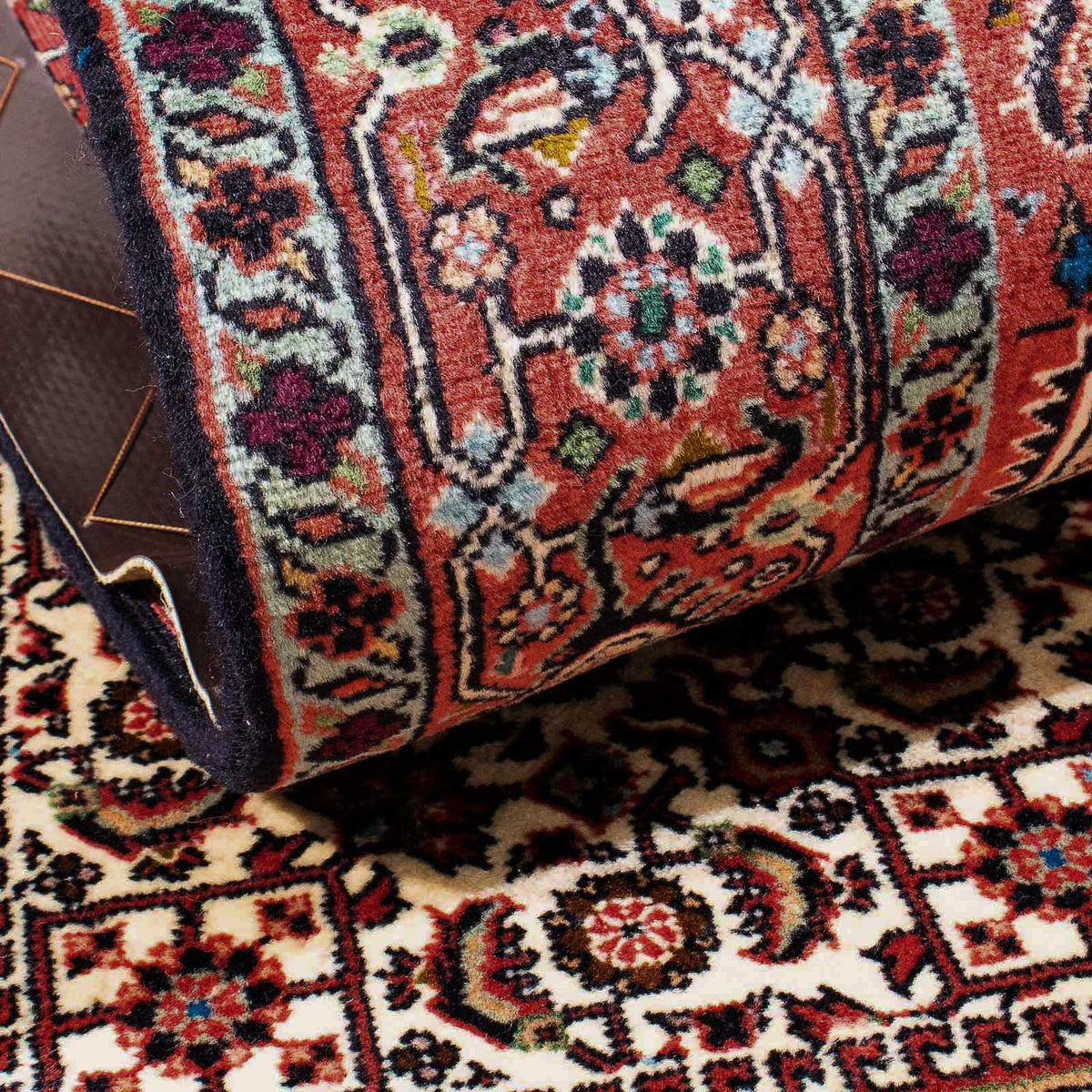 Tapis persan - Bidjar - 177 x 108 cm - rouge