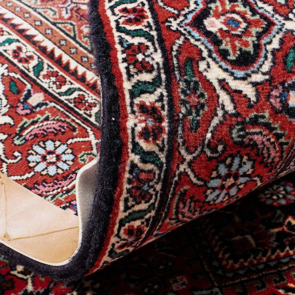 Tapis persan - Bidjar - 173 x 111 cm - rouge clair