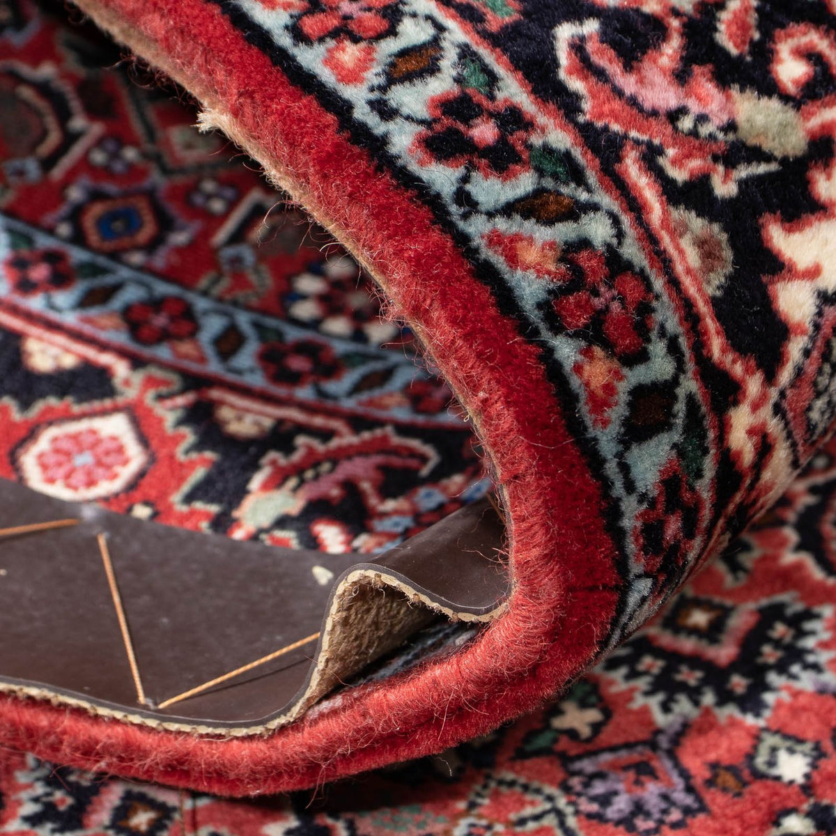 Tapis persan - Bidjar - 193 x 176 cm - rouge