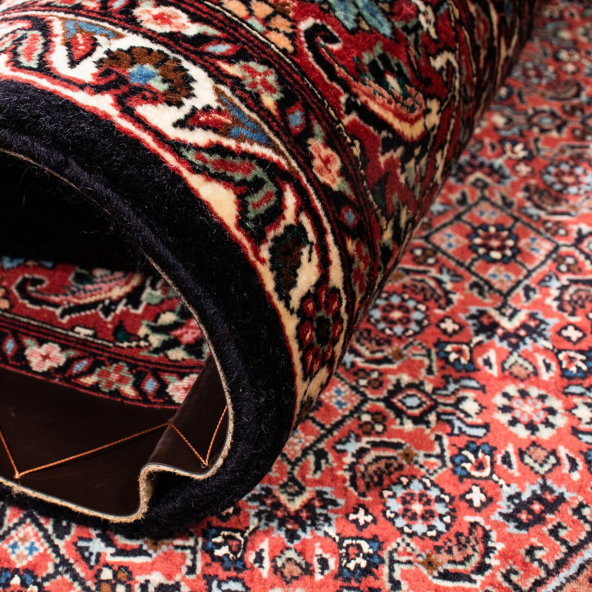 Tapis persan - Bidjar - 239 x 166 cm - multicolore