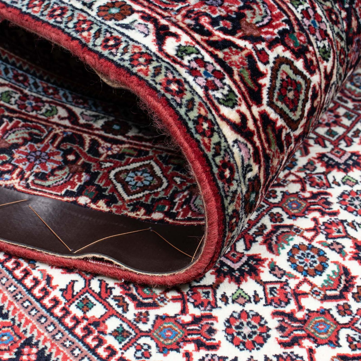 Tapis persan - Bidjar - 205 x 131 cm - rouge clair