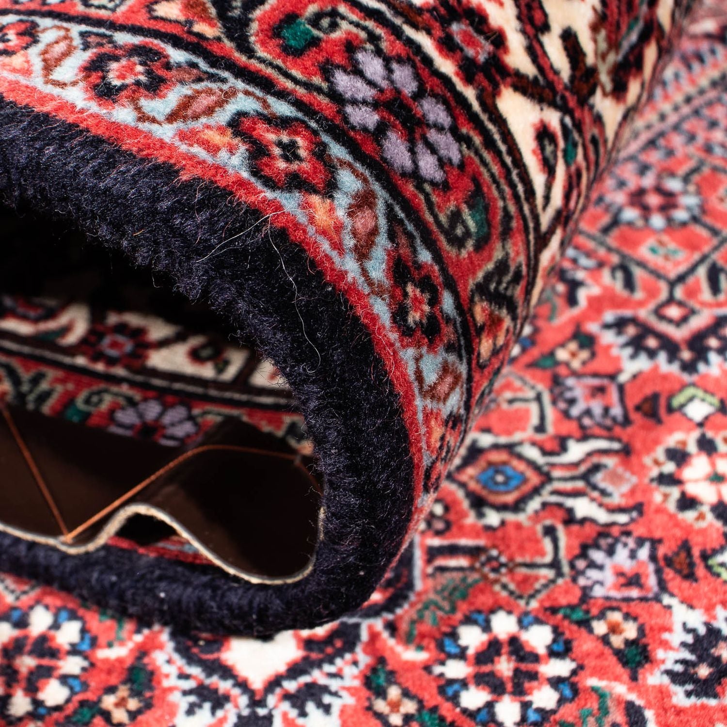 Tapis persan - Bidjar - 253 x 174 cm - rouge clair