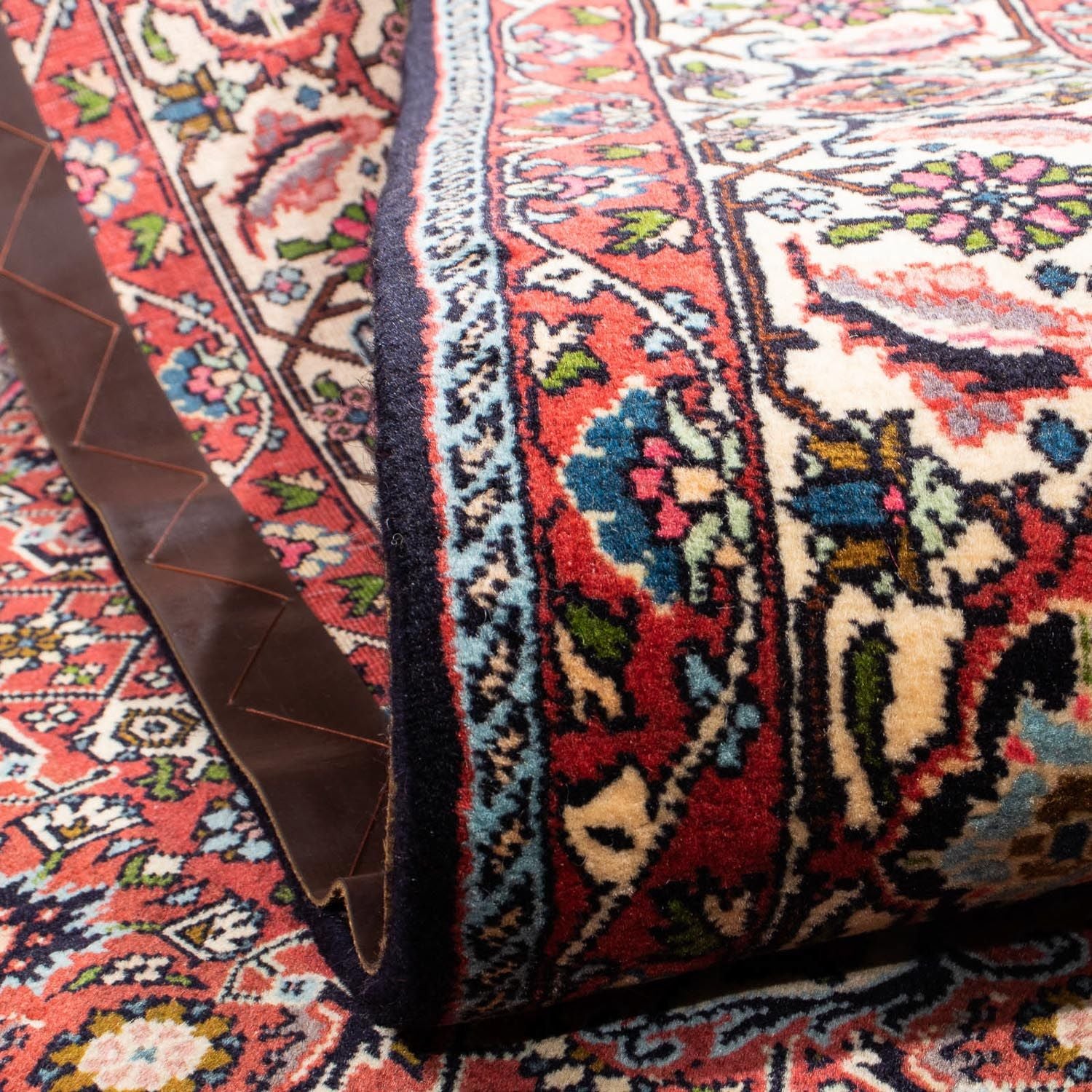 Tapis persan - Bidjar - 291 x 196 cm - rouge clair
