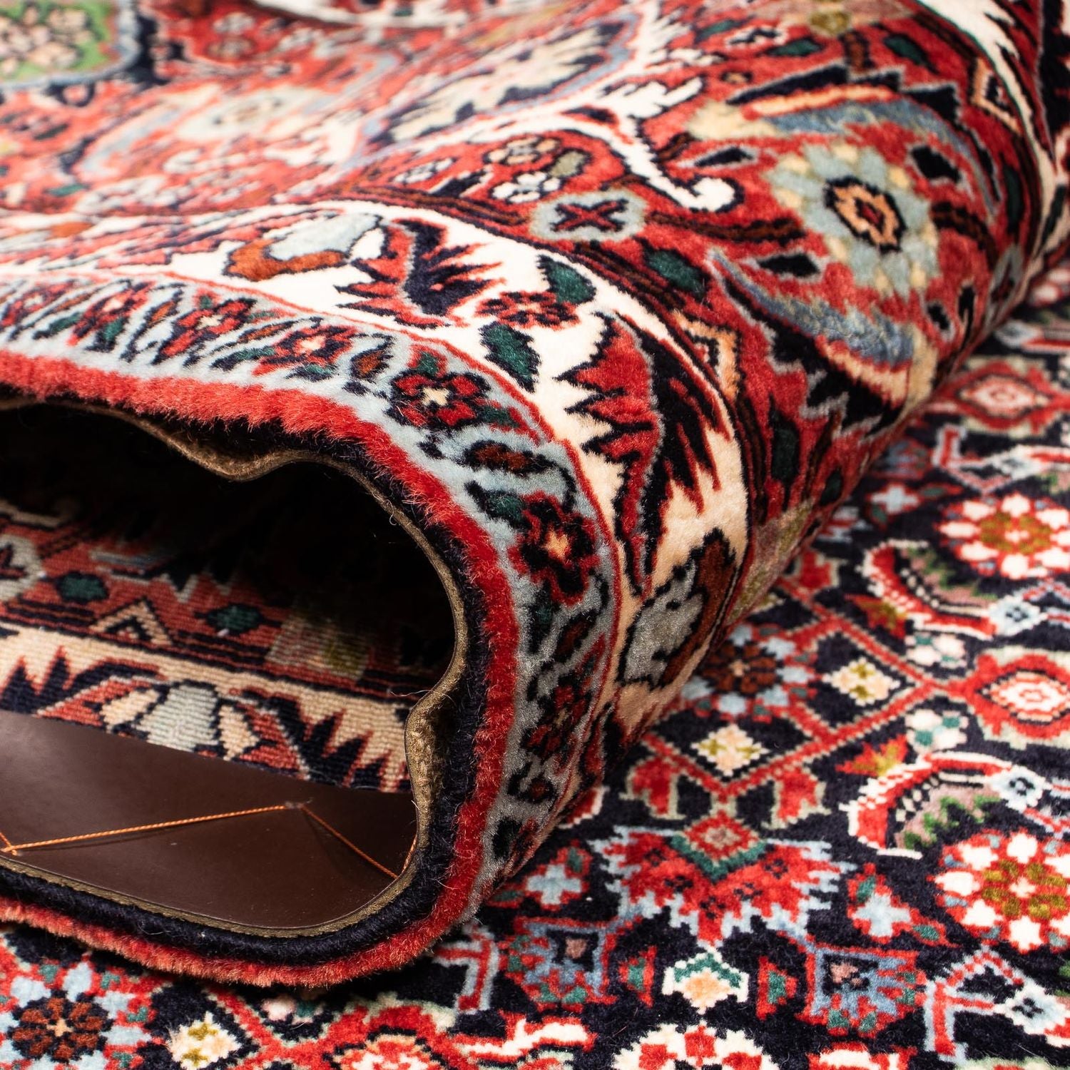 Tapis persan - Bidjar - 248 x 205 cm - rouge foncé