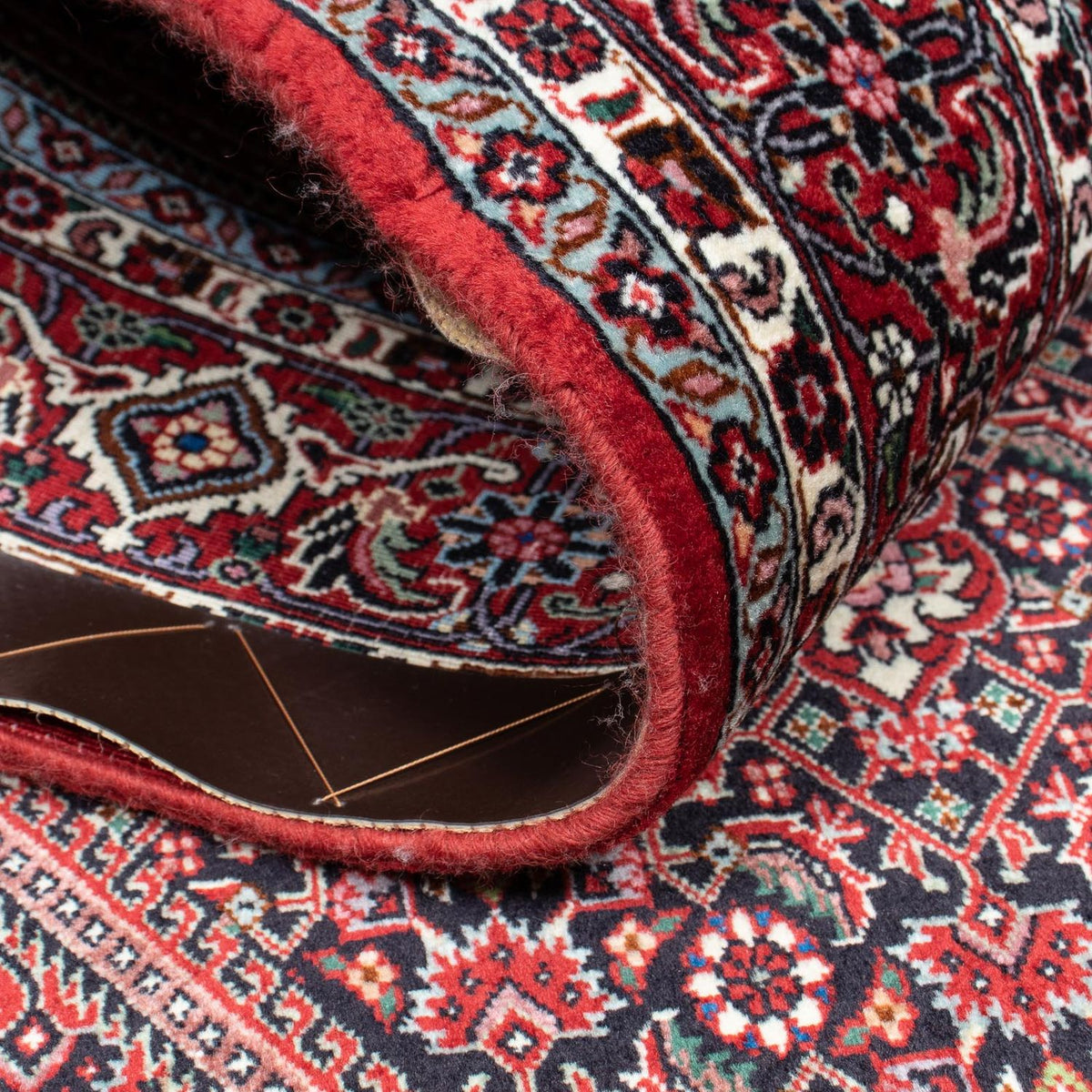 Tapis persan - Bidjar - 204 x 129 cm - rouge clair