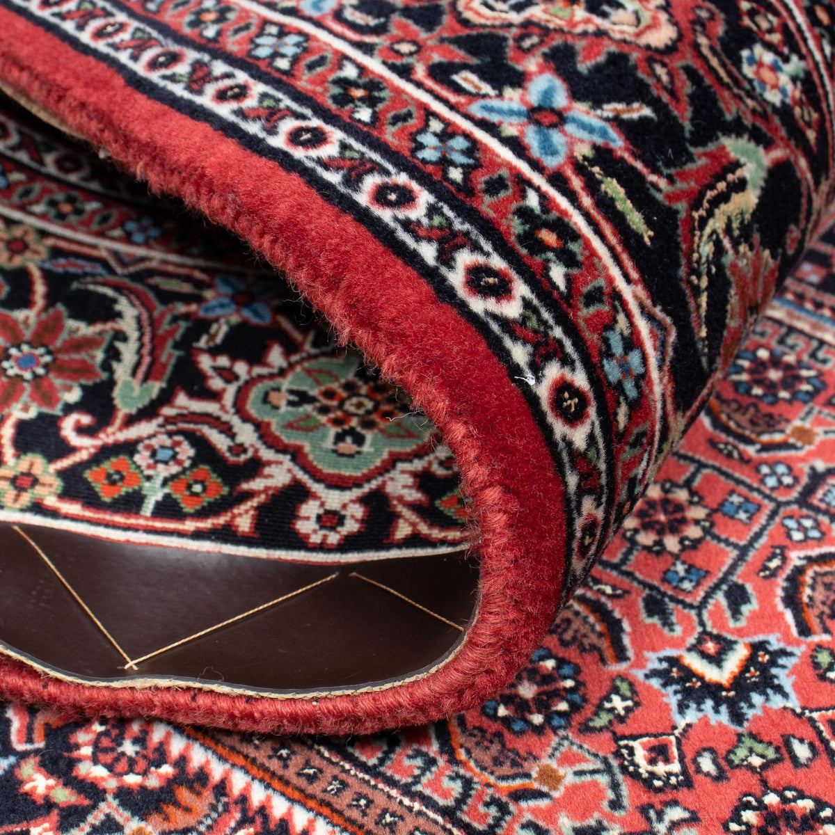 Tapis persan - Bidjar - 202 x 150 cm - rouge clair