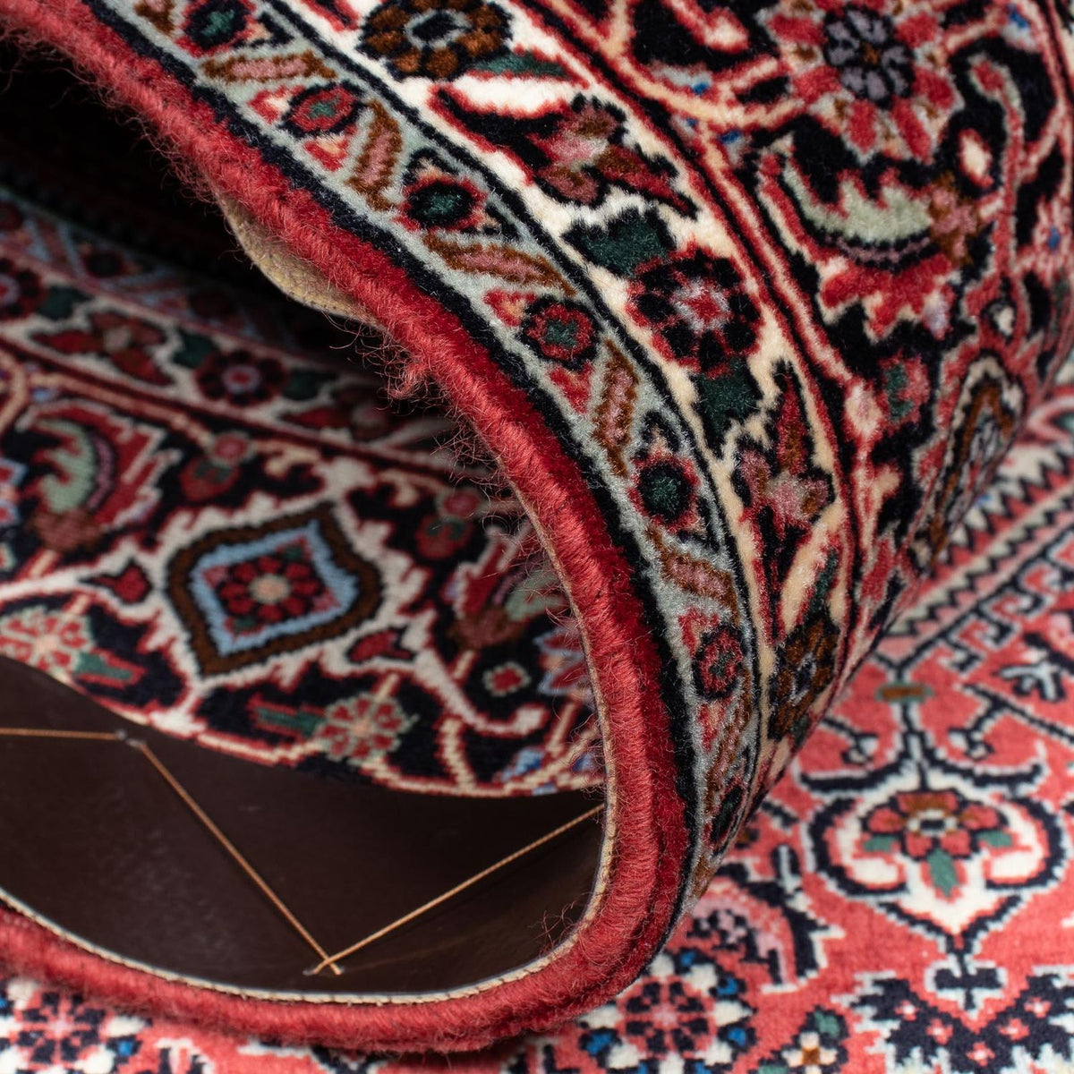 Tapis persan - Bidjar - 198 x 132 cm - rouge clair