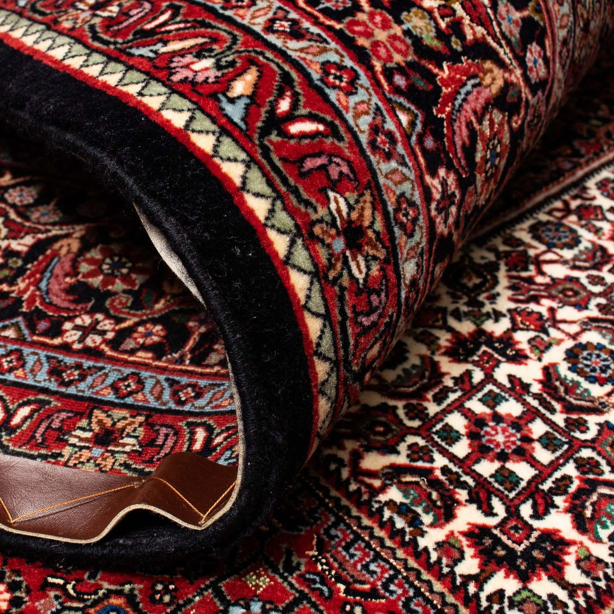 Tapis persan - Bidjar - 253 x 200 cm - rouge foncé