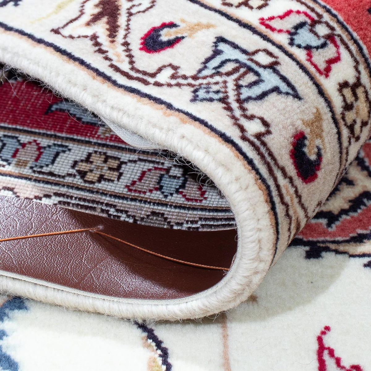 Tapis persan - Tabriz - Royal - 200 x 156 cm - beige