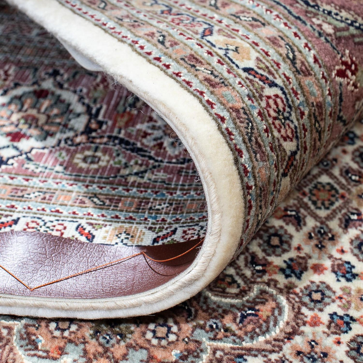 Tapis persan - Tabriz - 195 x 151 cm - marron clair