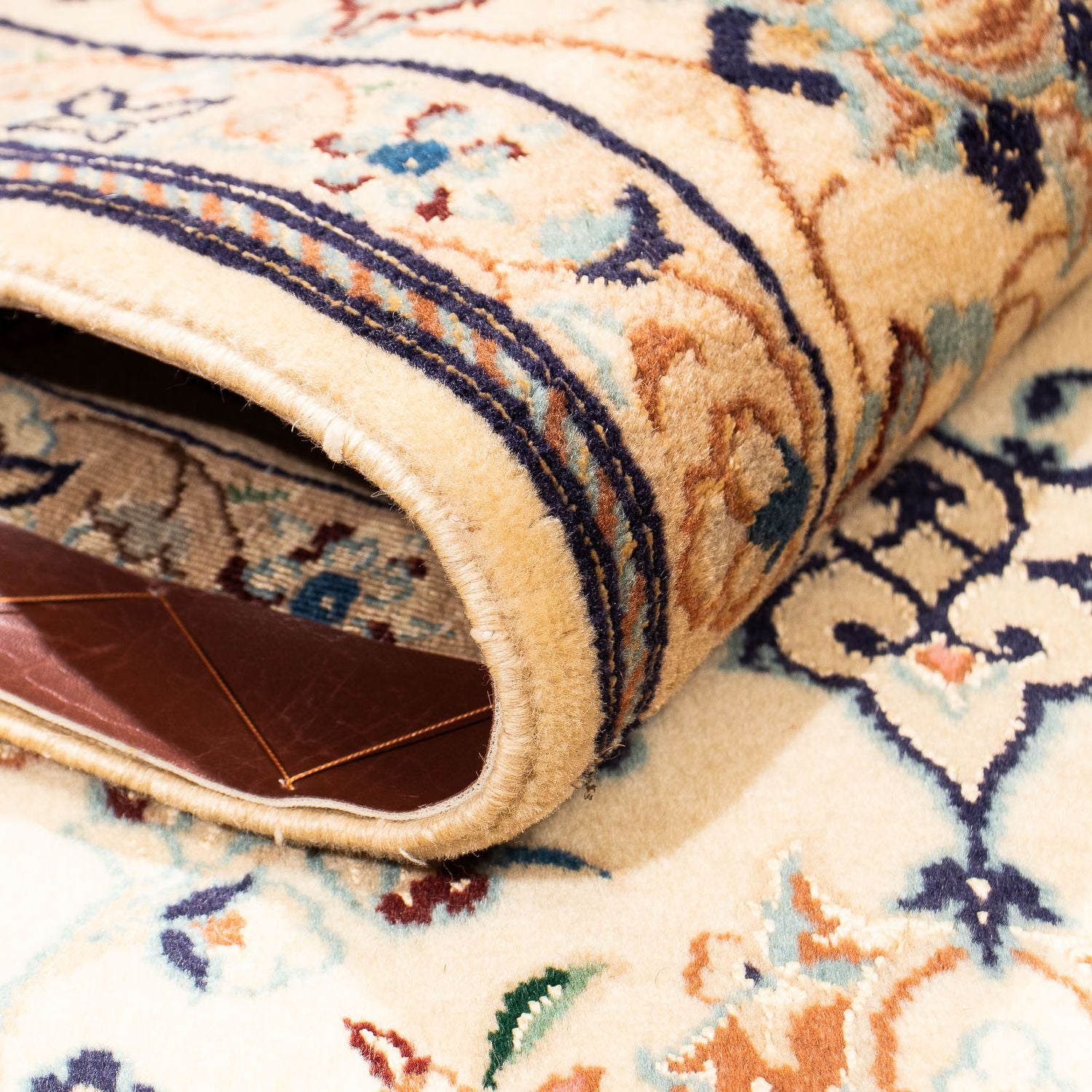 Tapis persan - Nain - Royal - 248 x 165 cm - beige