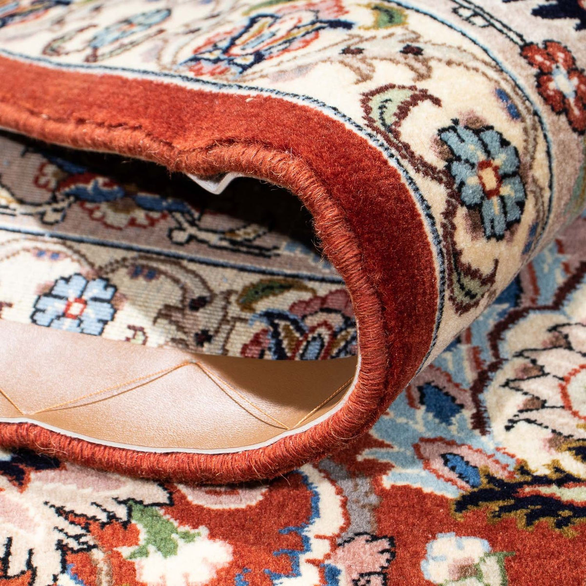 Tapis persan - Ghom - 232 x 180 cm - rouge foncé