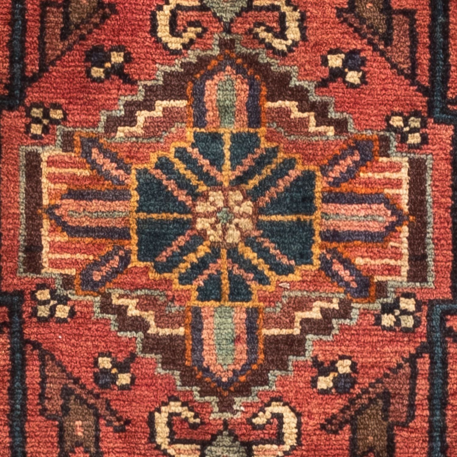 Tapis persan - Nomadic - 129 x 78 cm - rouge clair