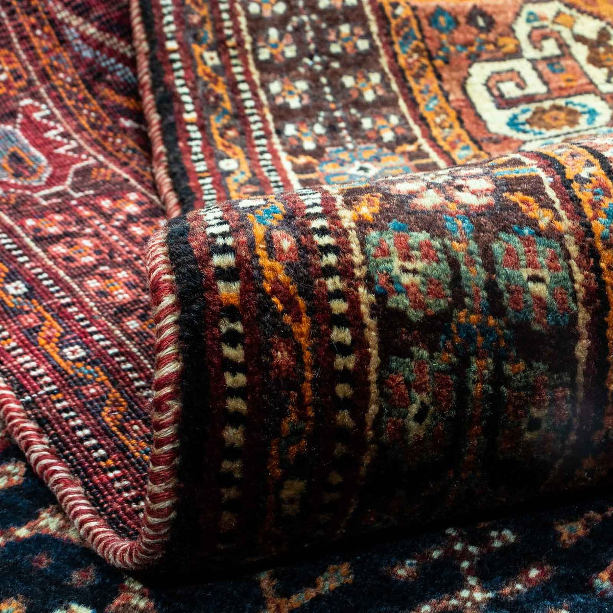 Tapis persan - Nomadic - 241 x 157 cm - bleu foncé