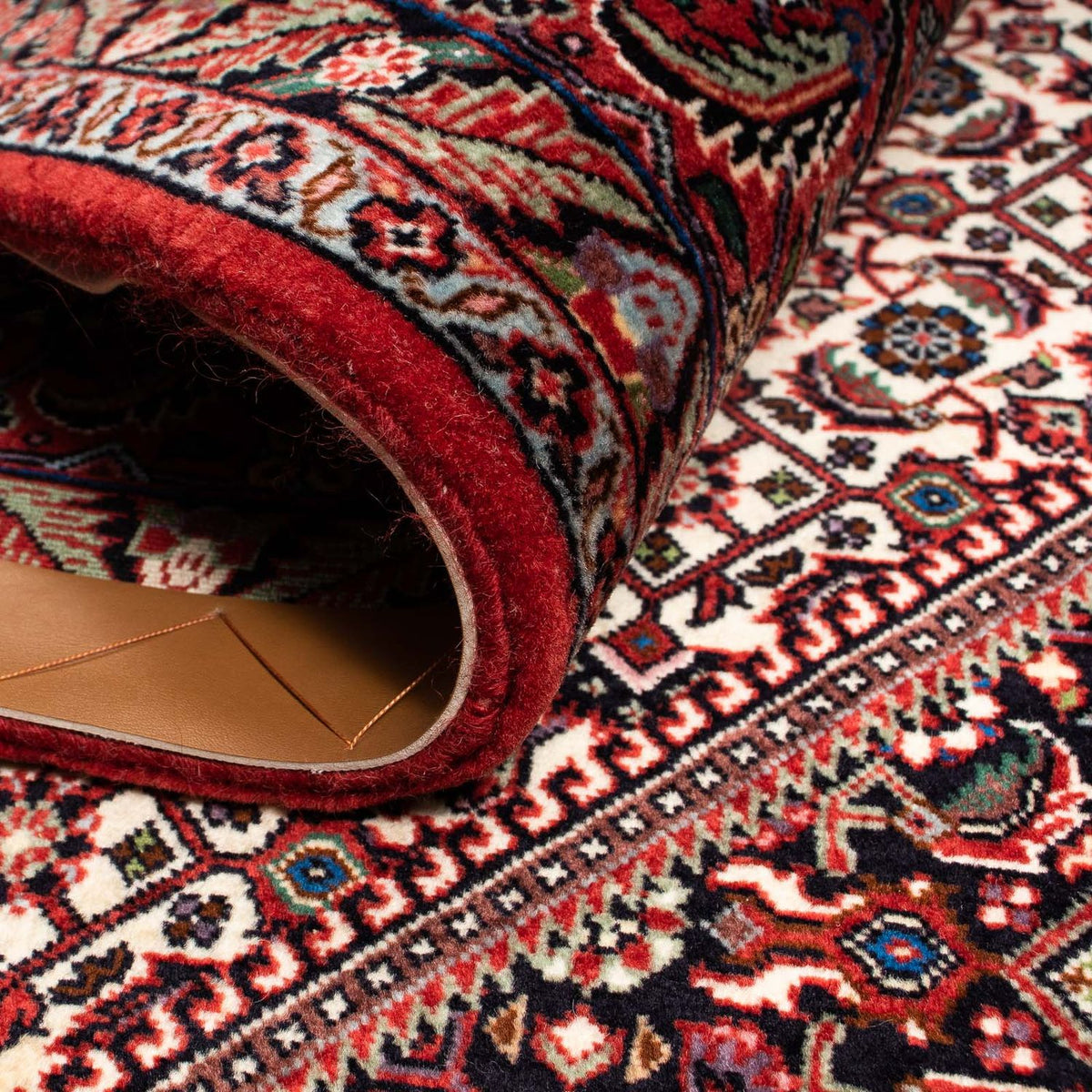 Tapis persan - Bidjar - 248 x 202 cm - rouge foncé