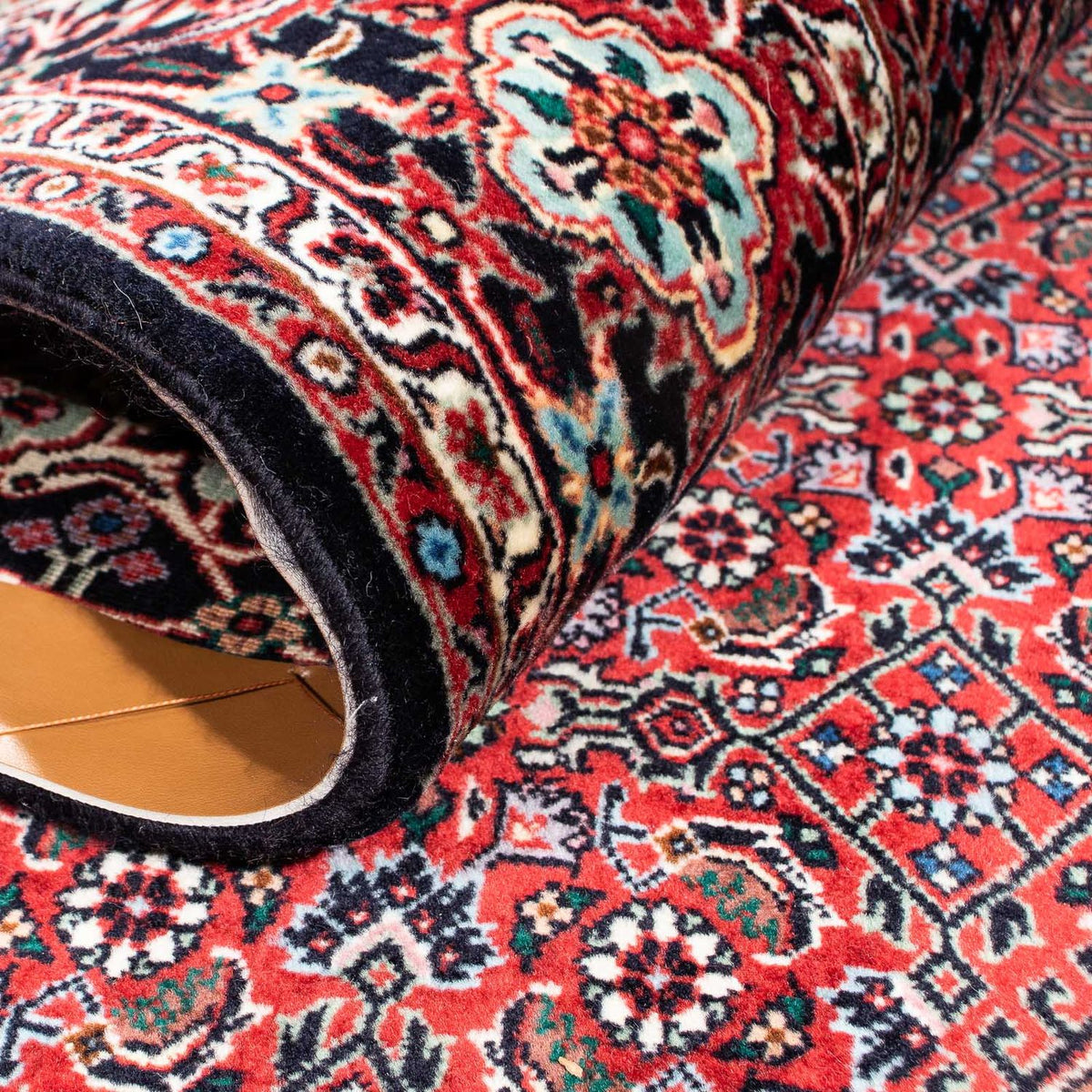 Tapis persan - Bidjar - 237 x 168 cm - rouge clair