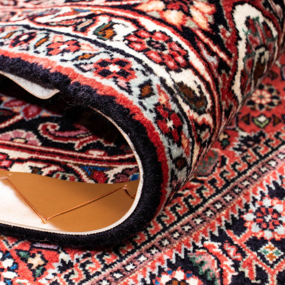 Tapis persan - Bidjar - 243 x 170 cm - rouge clair