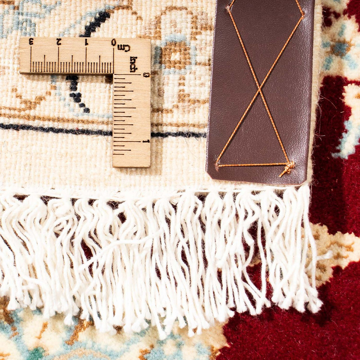 Tapis persan - Nain - Royal - 236 x 157 cm - rouge foncé