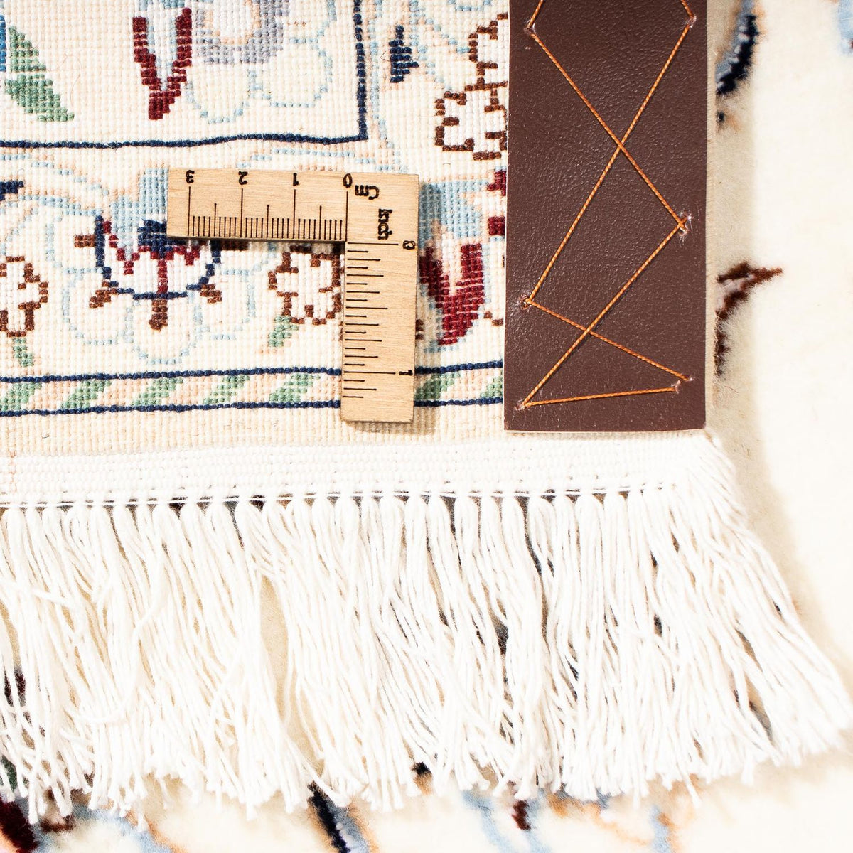 Tapis persan - Nain - Premium - 239 x 157 cm - beige