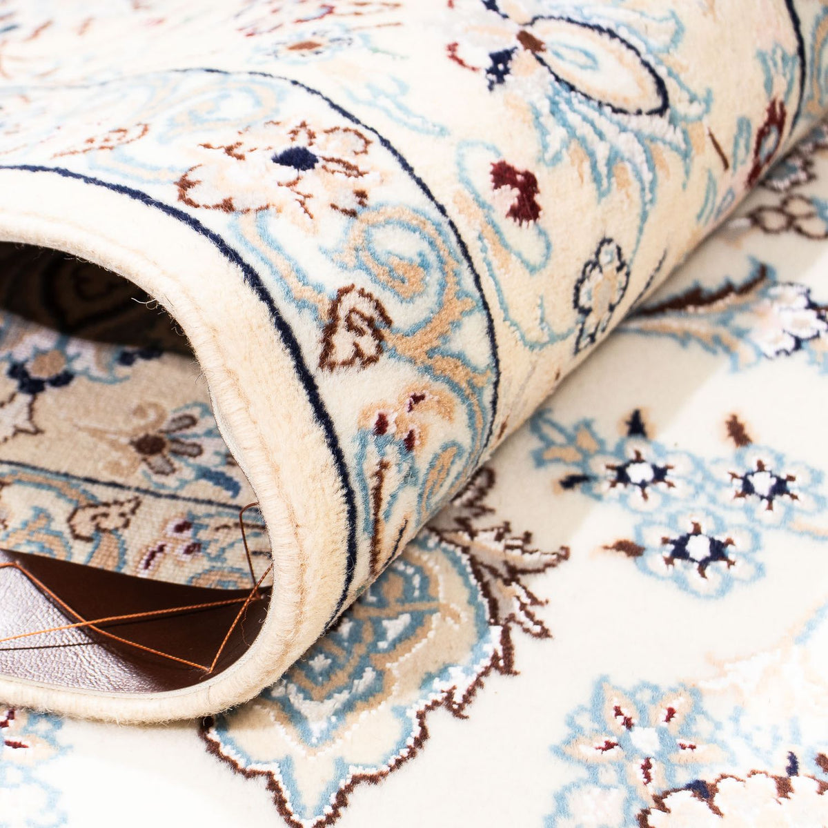 Tapis persan - Nain - Premium - 235 x 153 cm - beige