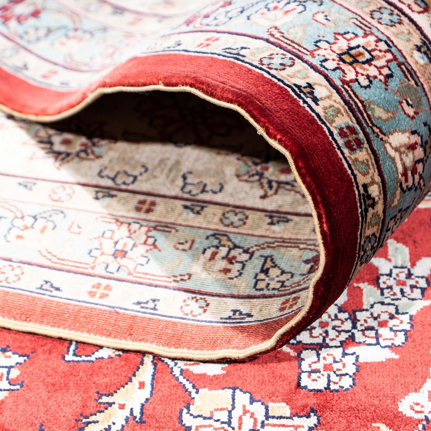 Tapis oriental - Hereke - 246 x 170 cm - rouge foncé