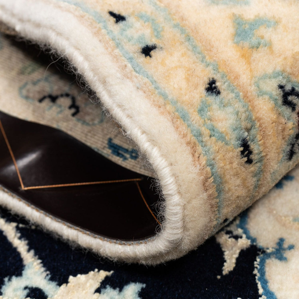 Tapis persan - Nain - Royal - 300 x 247 cm - noir