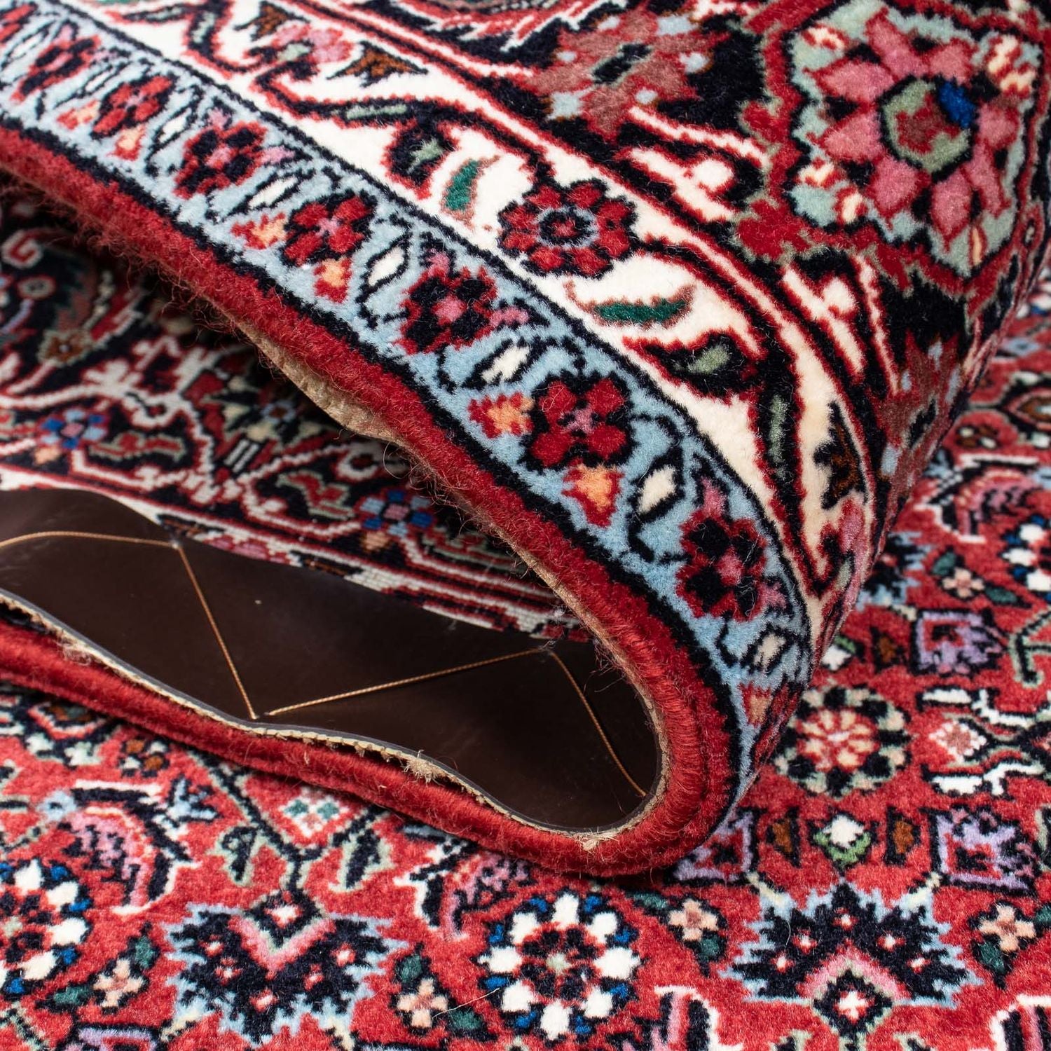 Tapis persan - Bidjar - 214 x 133 cm - rouge foncé