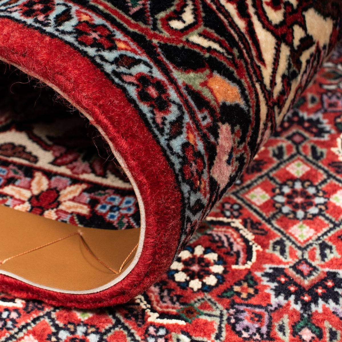 Tapis persan - Bidjar - 254 x 198 cm - rouge foncé