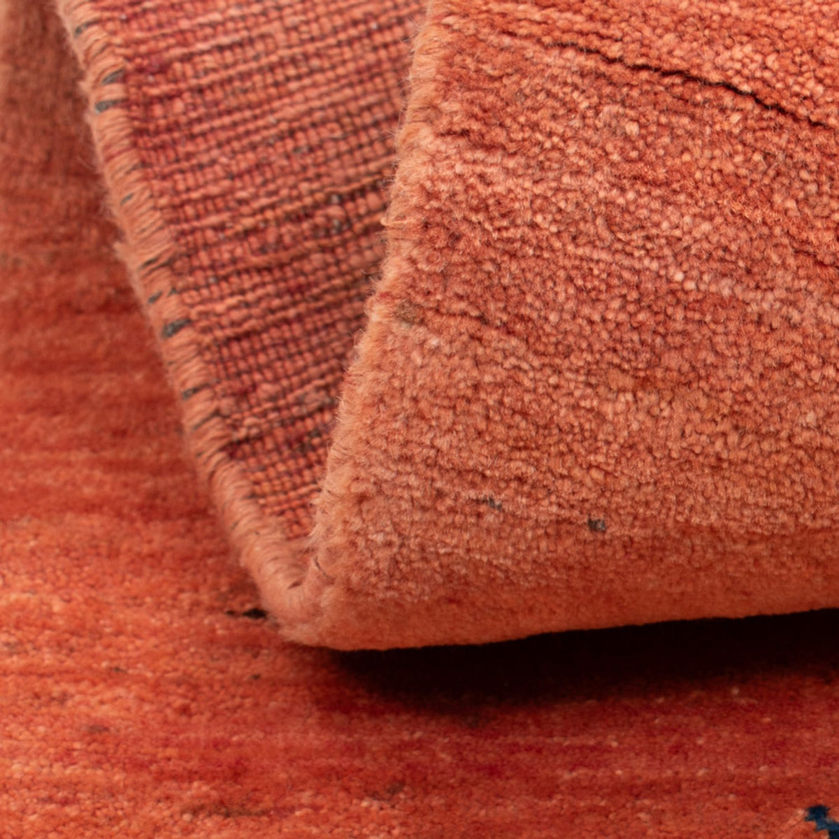 Tapis Gabbeh - Loribaft Persan - 130 x 80 cm - rouge clair