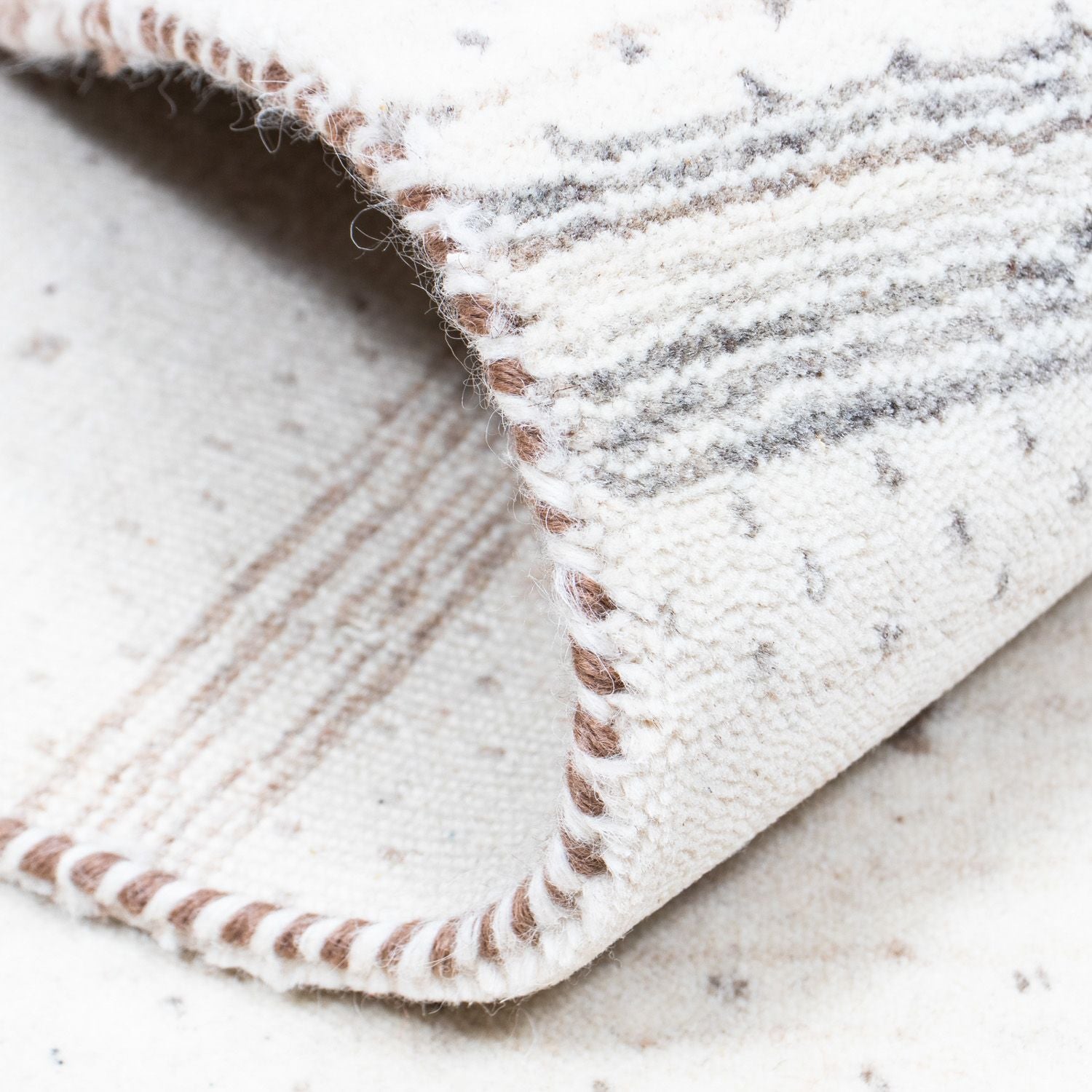 Tapis Gabbeh - Loribaft Persan - 200 x 143 cm - beige