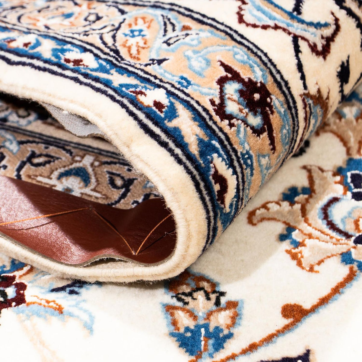 Tapis persan - Nain - Royal - 263 x 176 cm - beige